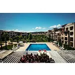 Lägenhet Life Resort- фемили *