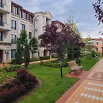 Life Resort- фемили Lägenhet *