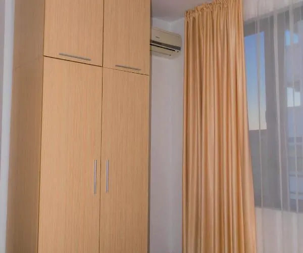 Life Resort- фемили Apartment Sozopol