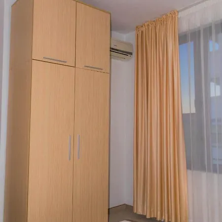 Life Resort- фемили Apartment Sozopol