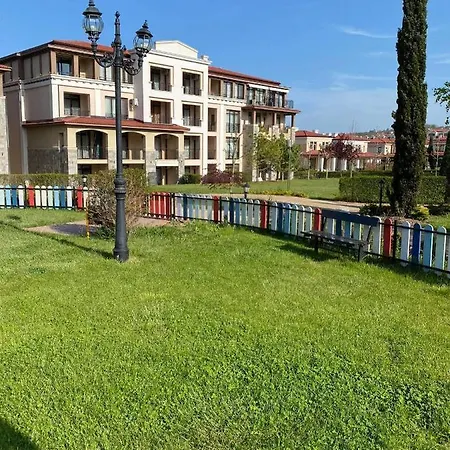 Life Resort- фемили سوزوبول