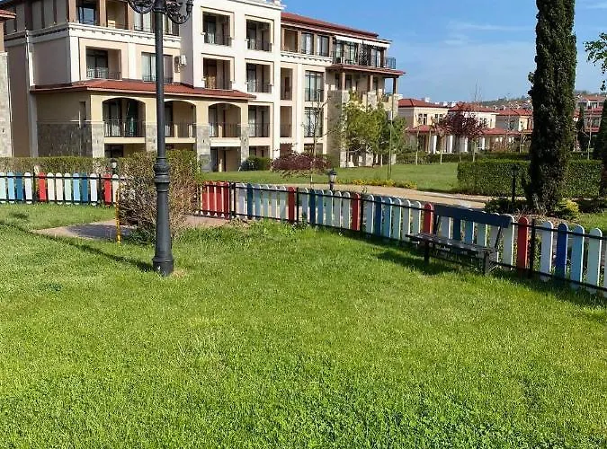 Life Resort- фемили Sozopol